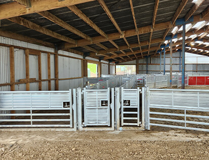 Endura Yard Feature: Railed & Solid Panels / Gates